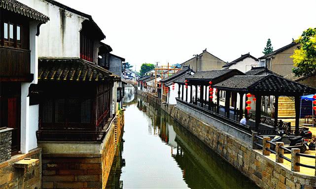 爱旅行的芭比